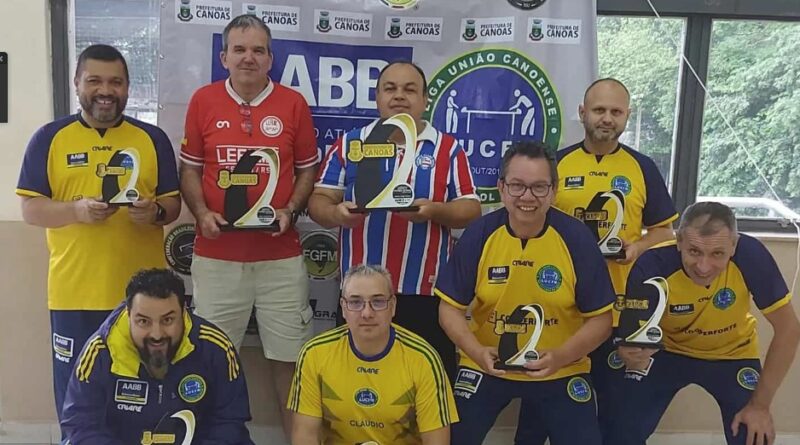 Sandro Coelho é o primeiro campeão municipal de Futebol de Mesa em Canoas