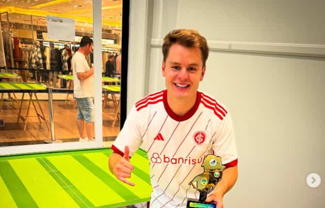 Kevin Kopper conquista o bicampeonato do Sul Brasileiro 12 toques de forma invicta