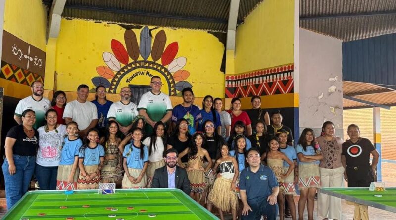 FEFUMEMS participa de inauguração de mesas oficiais em aldeia indígena de Dourados