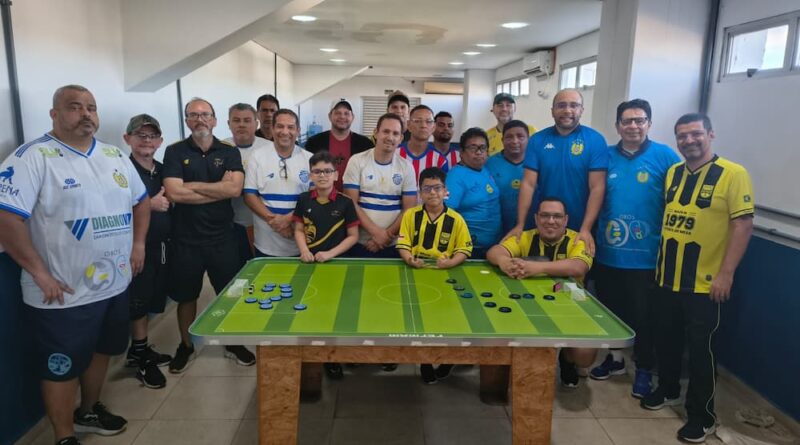 Nacional faz história no futebol de mesa amazonense