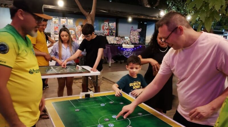 Confraternização em família no Museu da Imagem e do Som